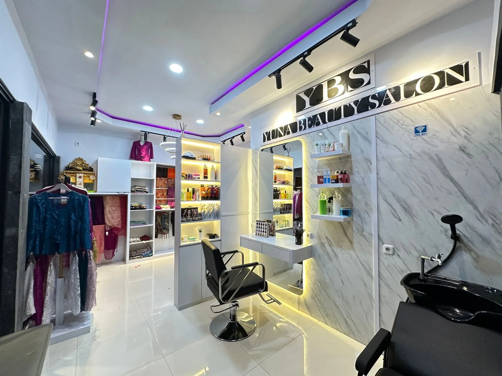 Yuna Beauty Salon & Fashion
